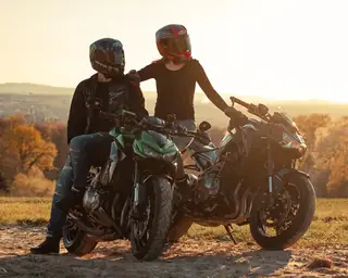 Paarshooting mit Motorrad